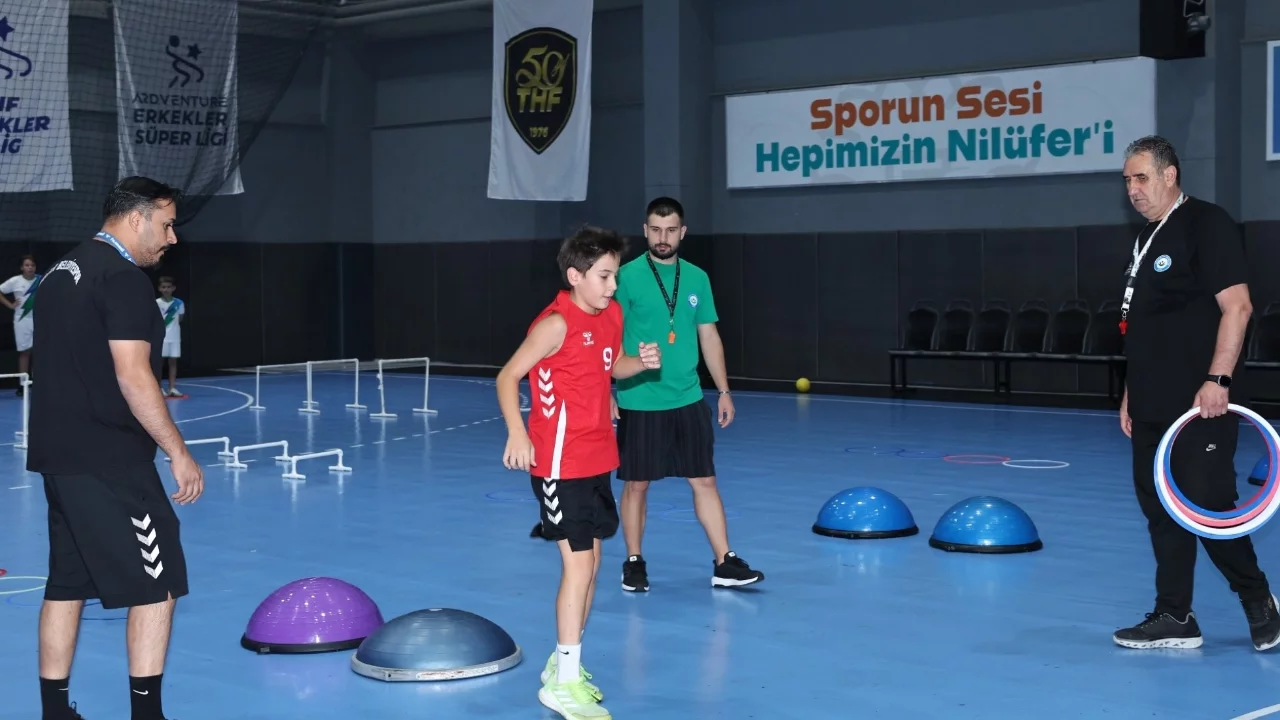Nilüfer'de Hentbol Akademisi kapılarını açtı
