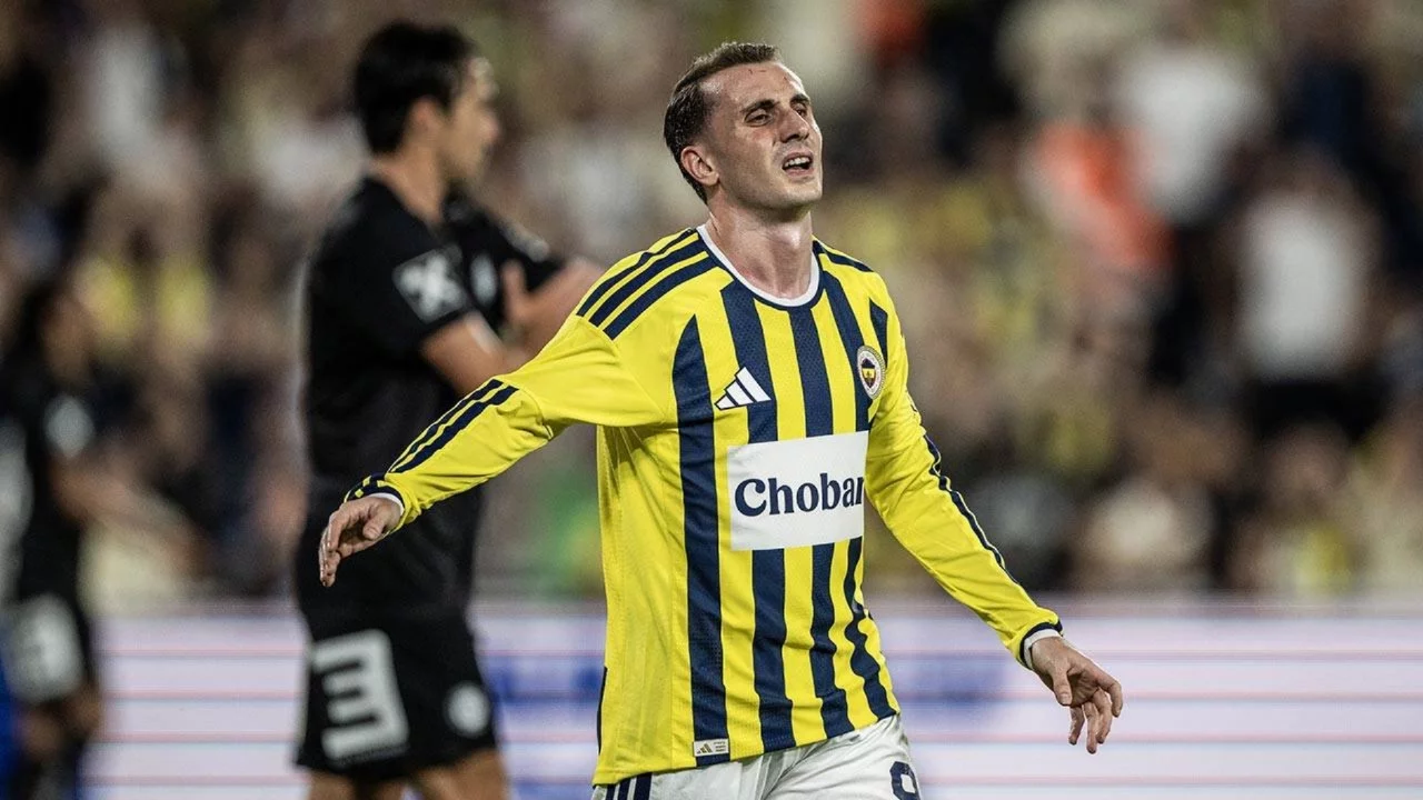Fenerbahçe'den Kerem Aktürkoğlu açıklaması