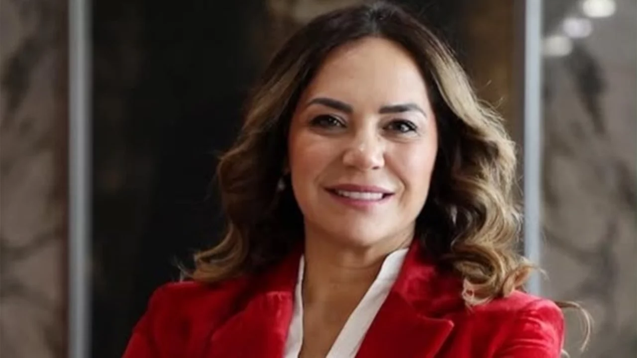 Tekirdağ Belediye Başkanı Candan Yüceer CHP'den istifa etti