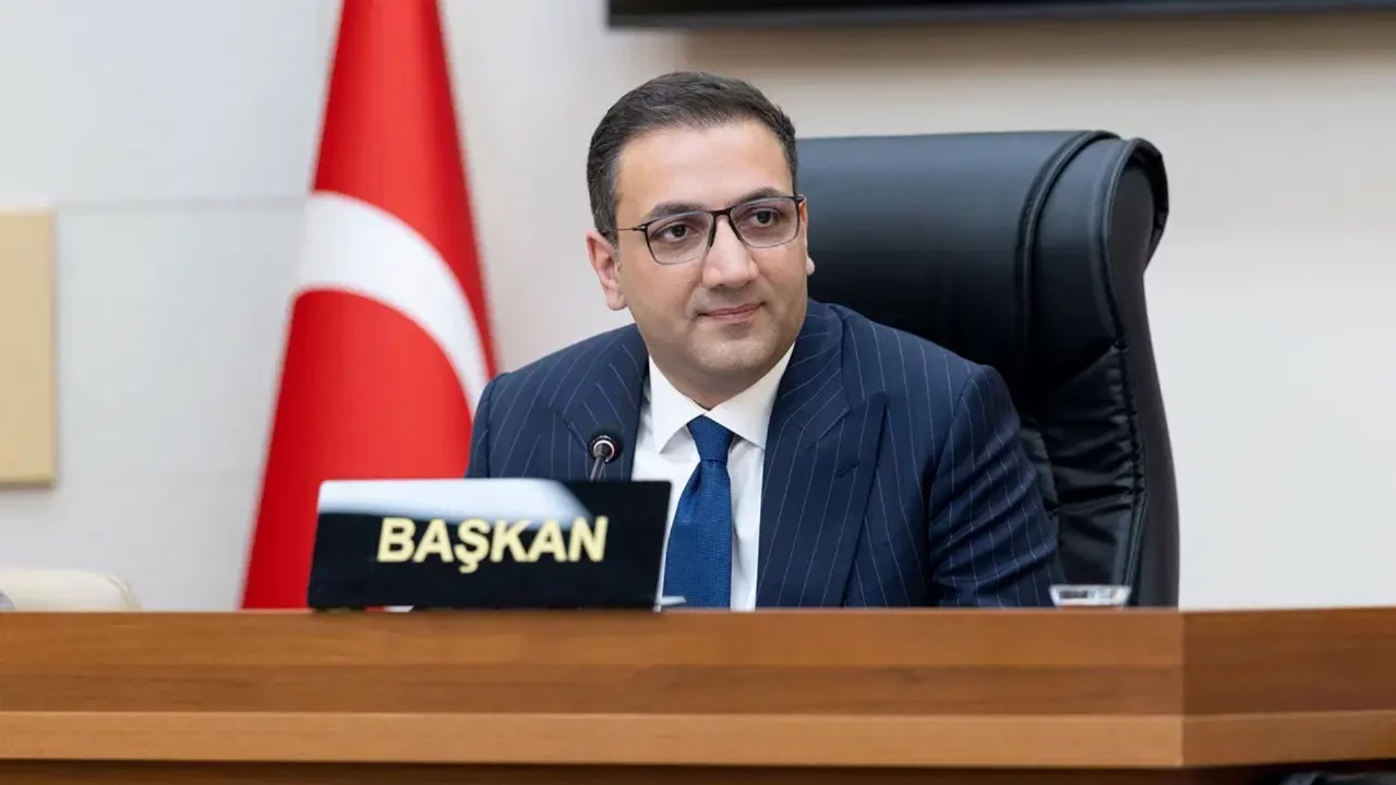 Balçova Belediye Başkanı Onur Yiğit görevine iade edildi