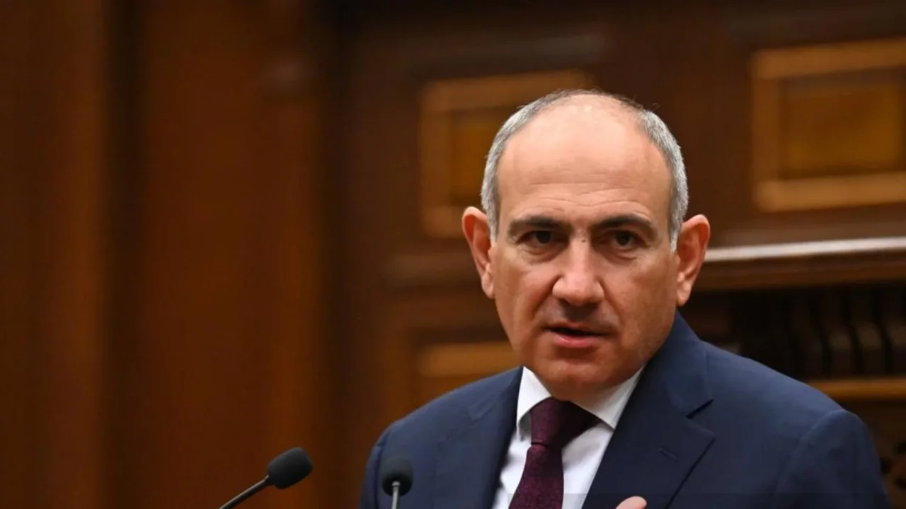 Ermenistan Başbakanı Paşinyan'dan "AB'ye üyelik" mesajı