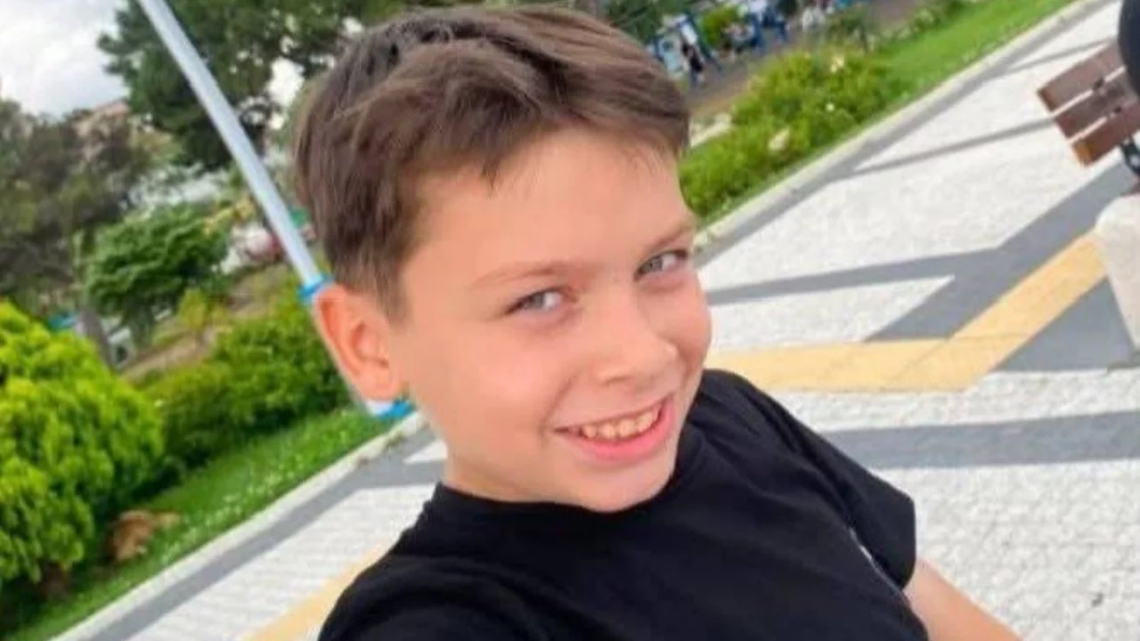 Irmakta boğulma tehlikesi geçiren çocuk 3 günlük yaşam savaşını kaybetti