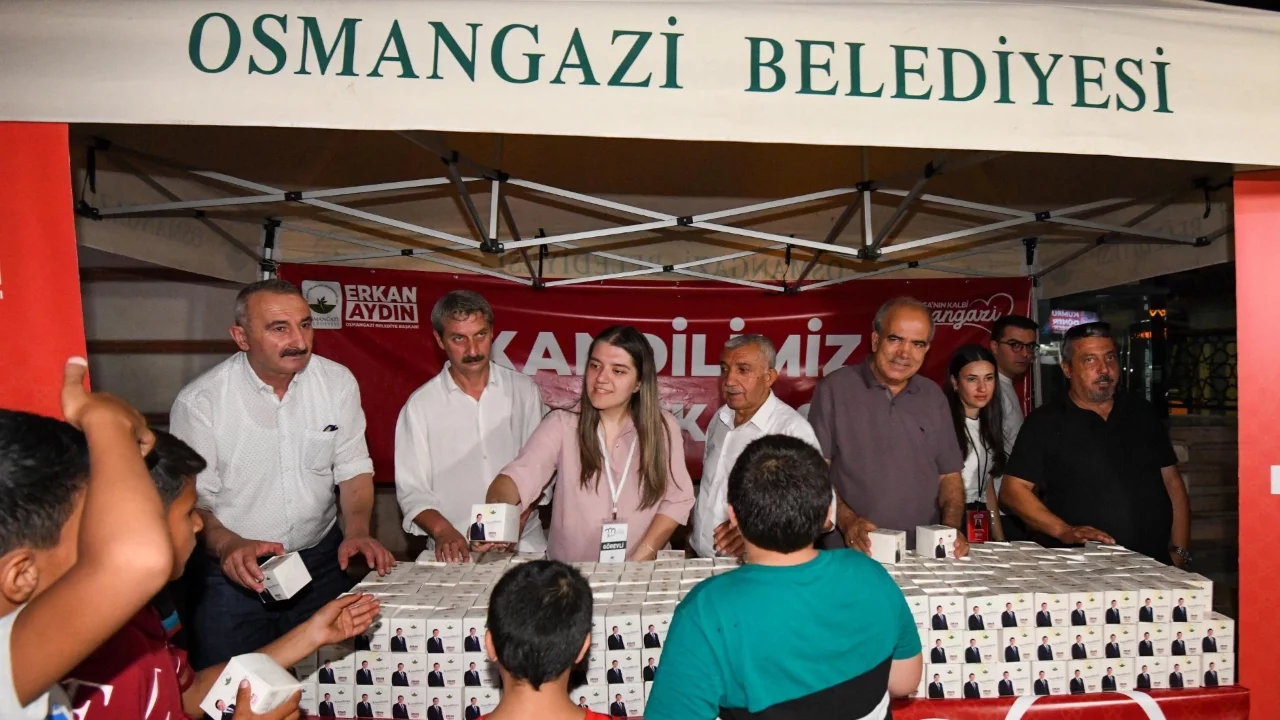 Mevlit Kandili'nin bereketi Osmangazi'de paylaşıldı