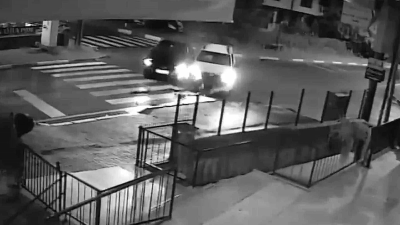 Bartın'da koruma polisleri kaza yaptı: 2 polis yaralandı