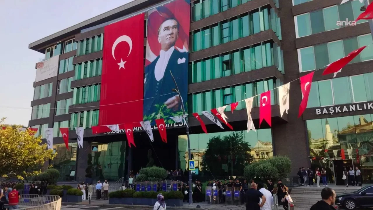 YENİ Parti'den Üsküdar Belediye'si tepkisi: 'Hiç kimsenin şüphesi olmasın'