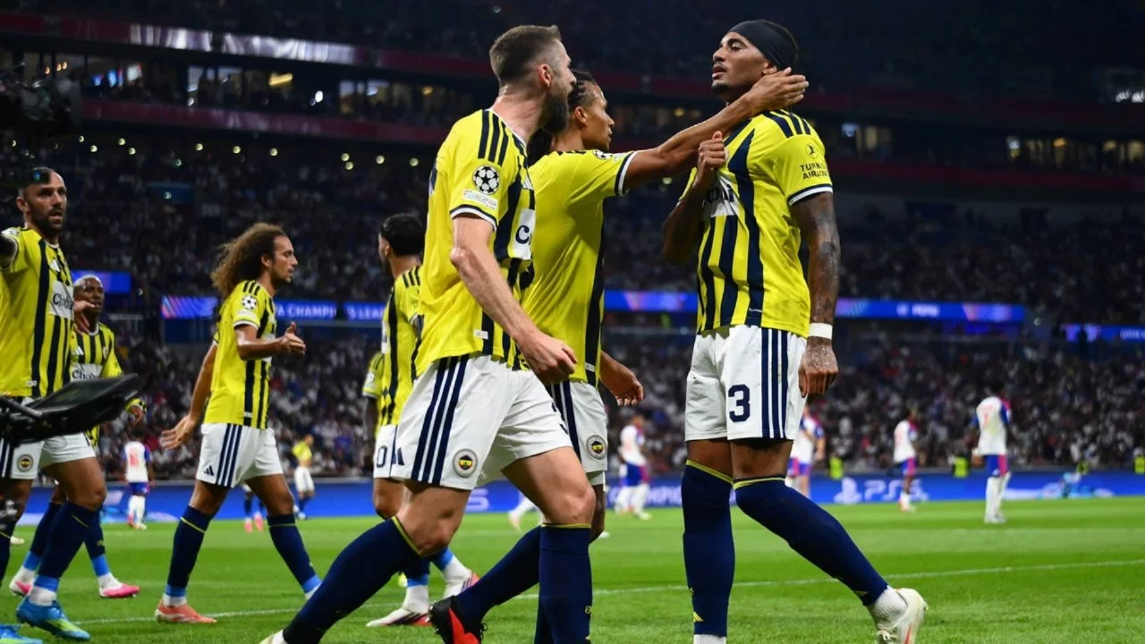 Fenerbahçe 18 yıl sonra UEFA Şampiyonlar Ligi'nde!