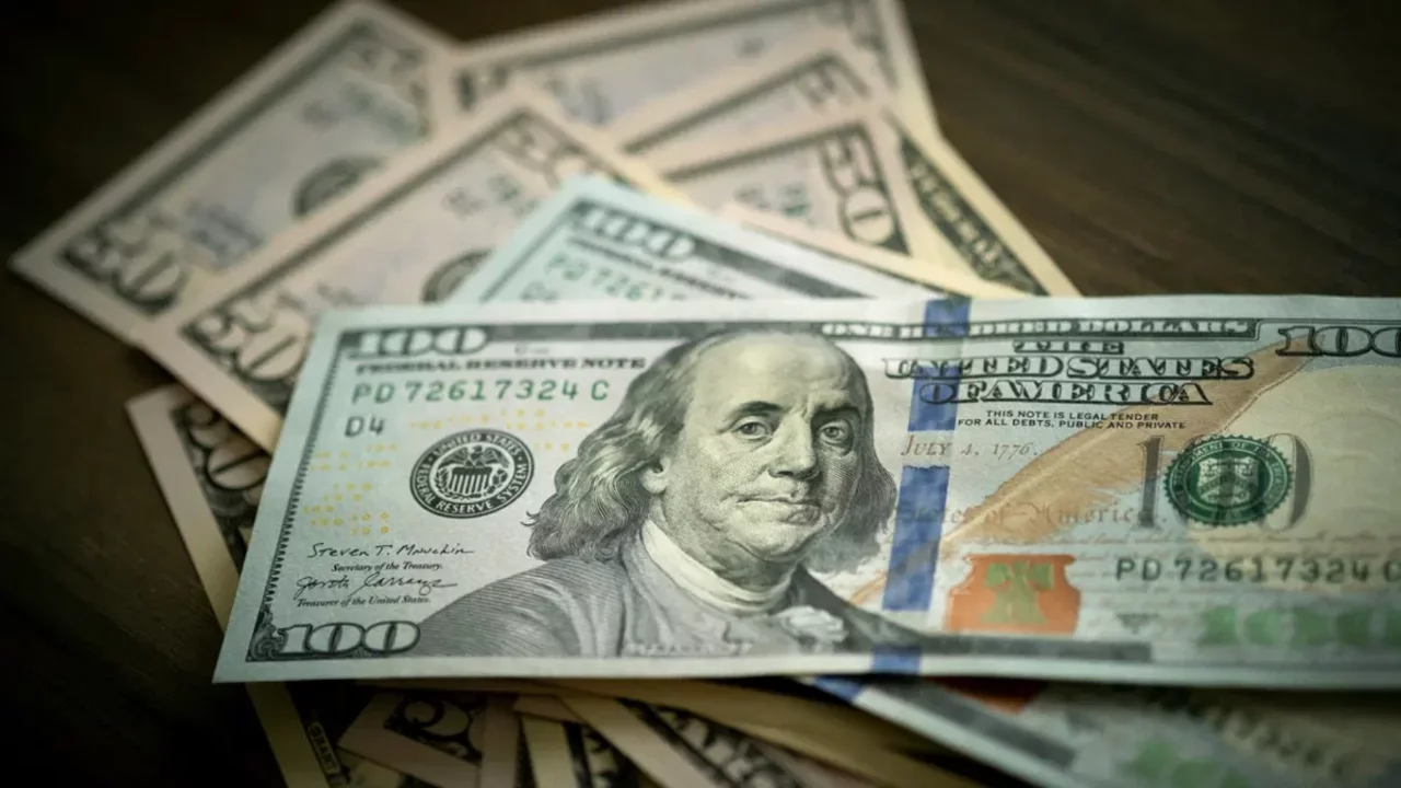 Dolar güçlü yükseliş yakalayamıyor