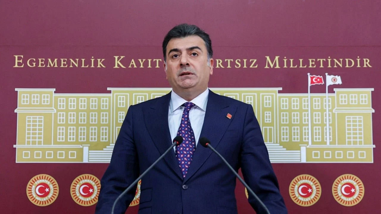 YENİ Parti'den CHP'deki ihraç kararlarına tepki: 'Korsanların limanı olmaz'