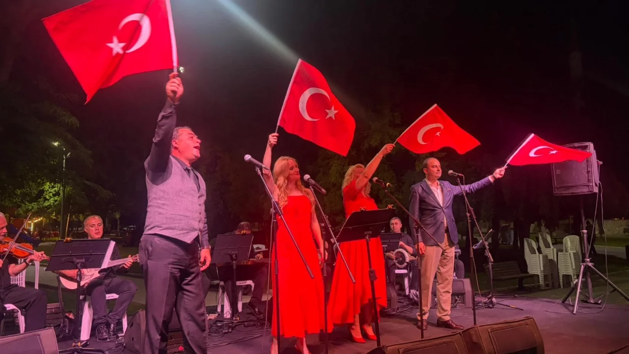 Bursa'da Zafer Haftası Türk Sanat Müziği konseriyle sürdü
