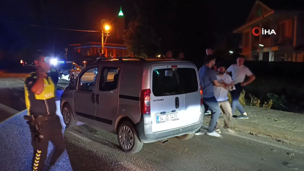 Bursa'da kazayı görüntüleyen muhabire saldırı girişimi