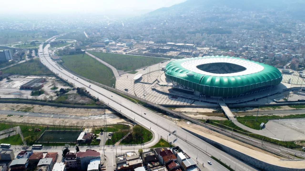 Bursa'da 30 Ağustos'ta bazı yollar trafiğe kapalı olacak