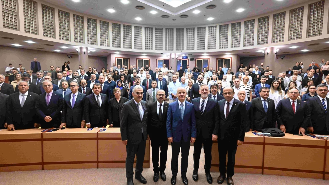 BTSO ve YÖK ortaklığında imzalanan protokolle Bursa uygulamalı eğitimin üssü oluyor