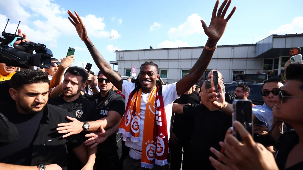 Galatasaray'ın yeni transferi Rafael Leao İstanbul'da