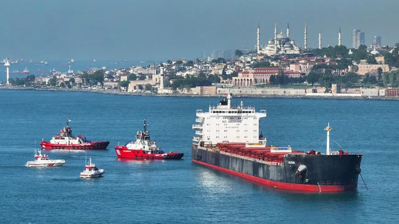 MSB duyurdu: 30 Ağustos'ta 15 gemi ile İstanbul'da boğaz geçişi yapılacak