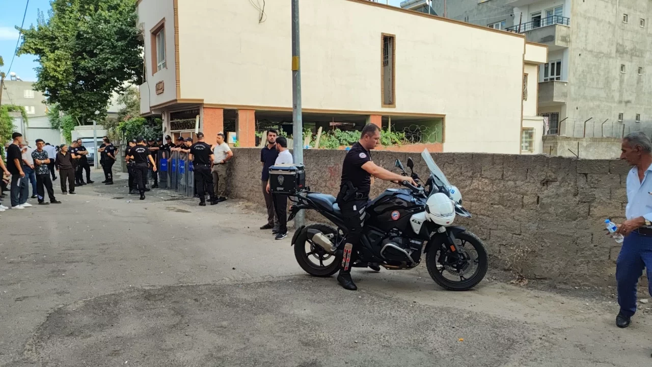 Batman'da annesini öldüren şahıs, polise teslim oldu
