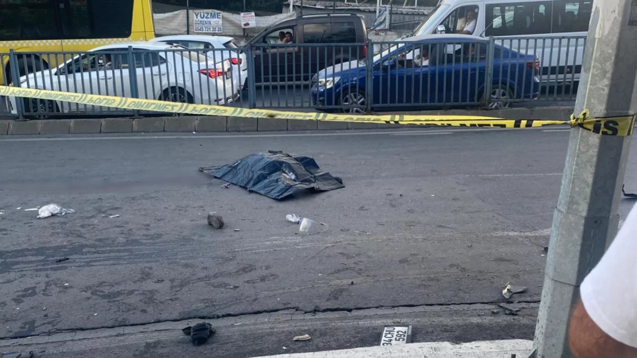 İstanbul'da motosikletler çarpıştı: 1 ölü, 1 yaralı
