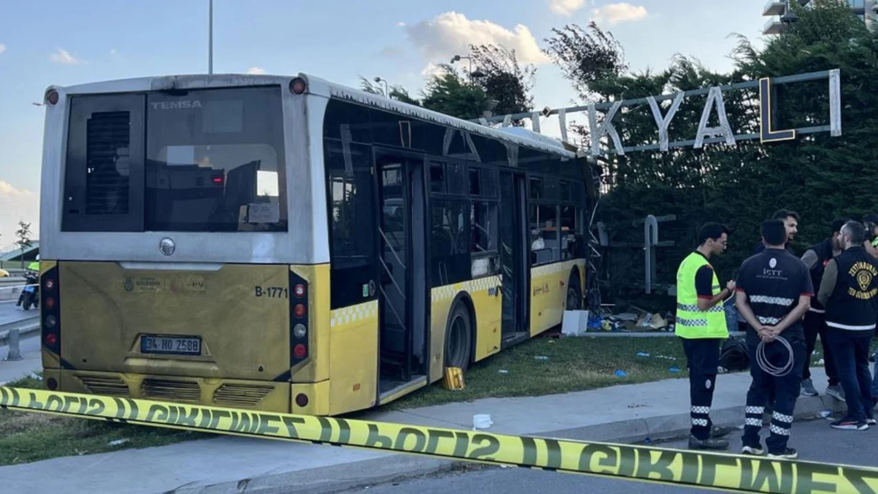 Zeytinburnu'nda İETT kazası: Ölü sayısı 3'e yükseldi