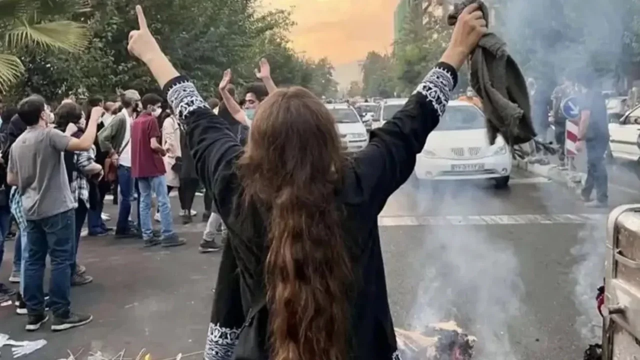İran'da ekonomi alarmı: Enflasyon yüzde 66'ya çıktı, yeni protesto dalgası kapıda