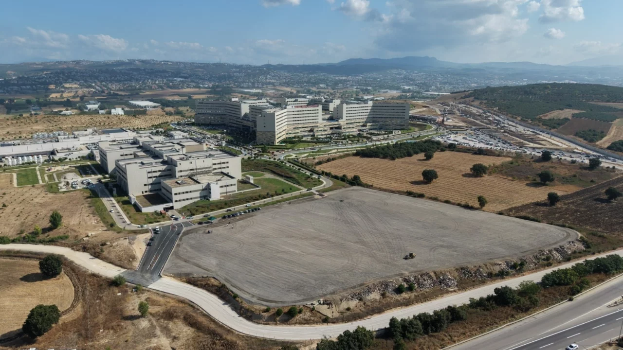 Bursa Şehir Hastanesi otoparkı hizmete açıldı