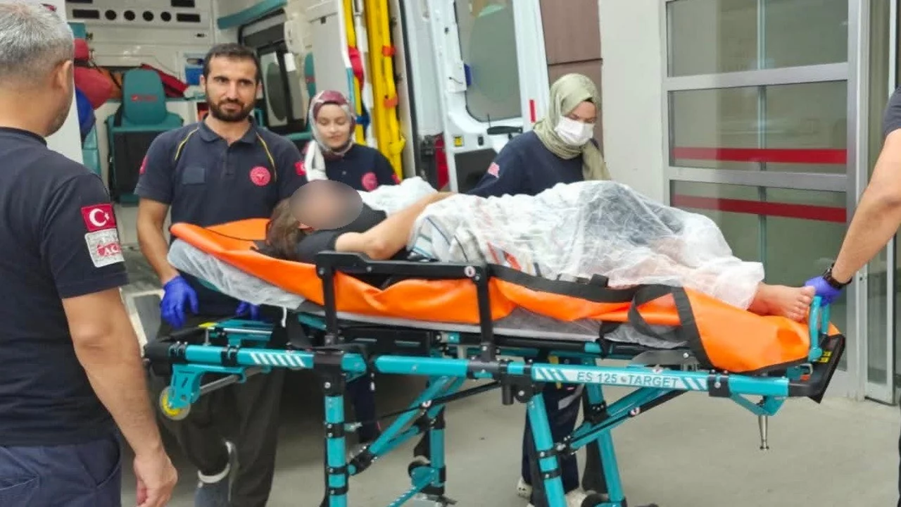 Adıyaman'da sinir krizi geçiren kadın kendini bıçakladı