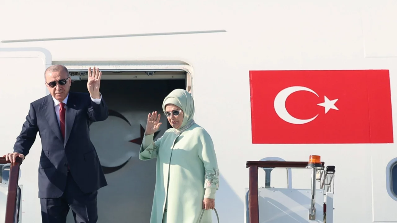 Cumhurbaşkanı Erdoğan Kırgızistan'a gitti