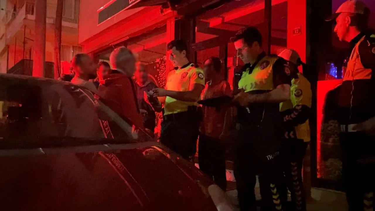 Bursa'da alkollü şahıslar polisi çileden çıkardı
