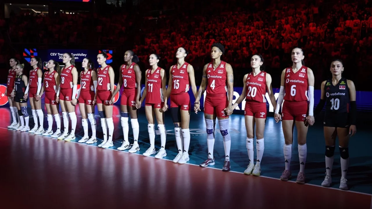 Türkiye-Azerbaycan voleybol maçı saat kaçta, hangi kanalda canlı yayınlanacak?