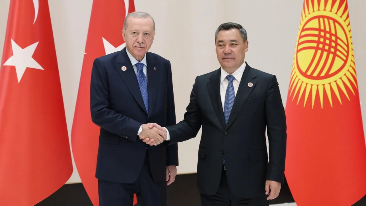 Cumhurbaşkanı Erdoğan, Kırgızistan Cumhurbaşkanı Caparov ile görüştü