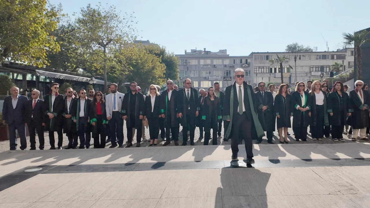 Bursa Barosu yeni adli yıla hukuk ve adalet vurgusuyla başladı