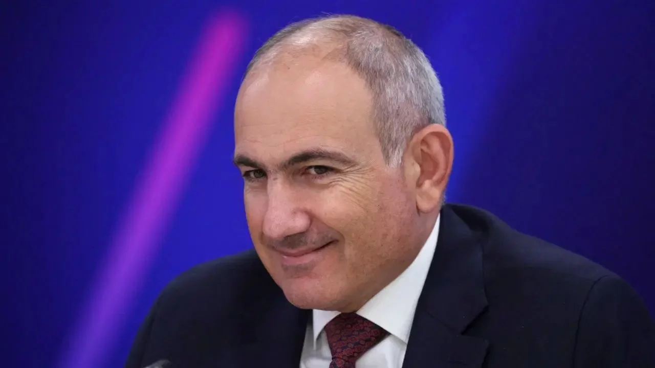 Paşinyan'dan Türkiye ve Azerbaycan mesajı