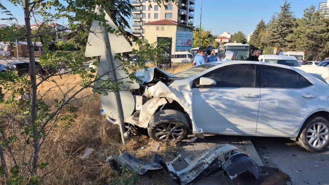 Eskişehir'de 4 aracın karıştığı zincirleme kaza: Yaralılar var