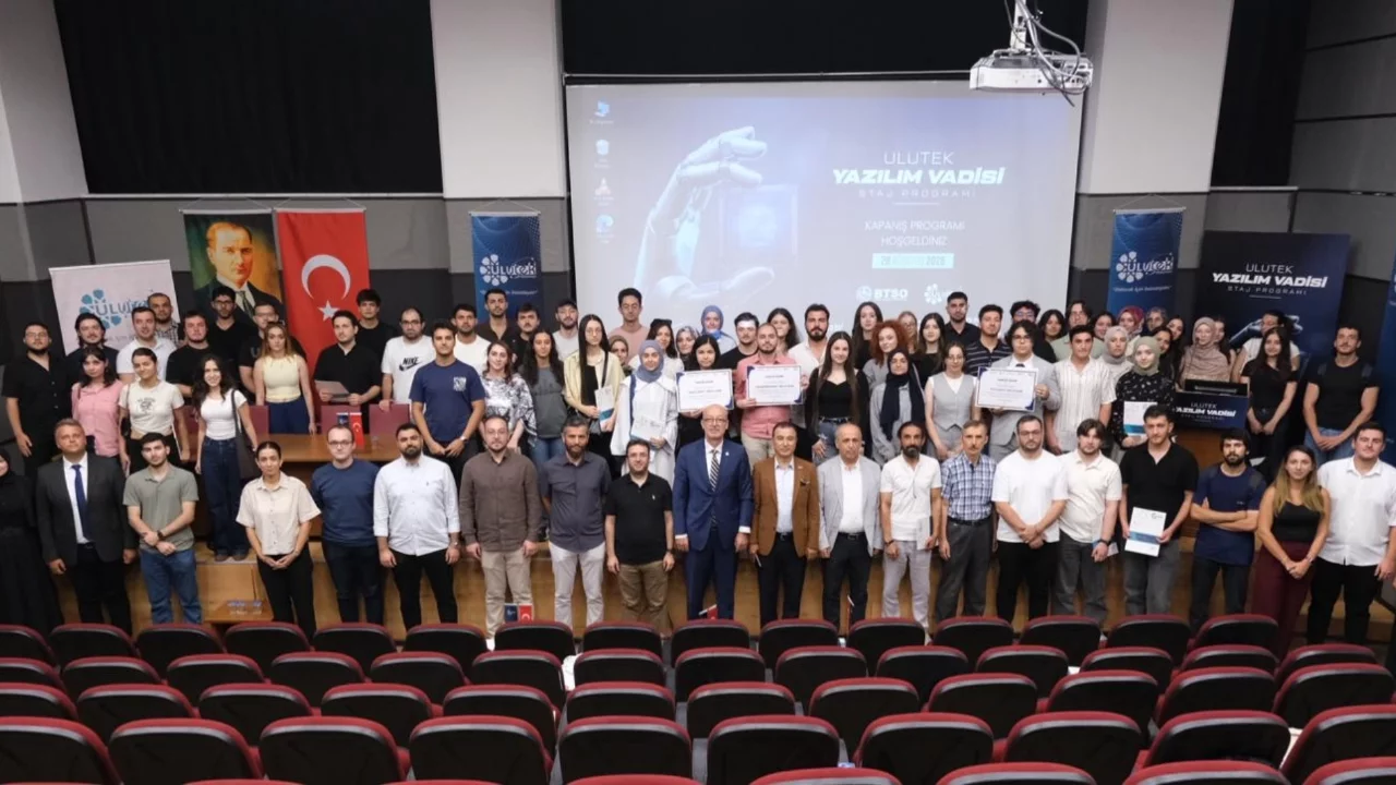 Bursa'da gençlere teknoloji kapısı açıldı