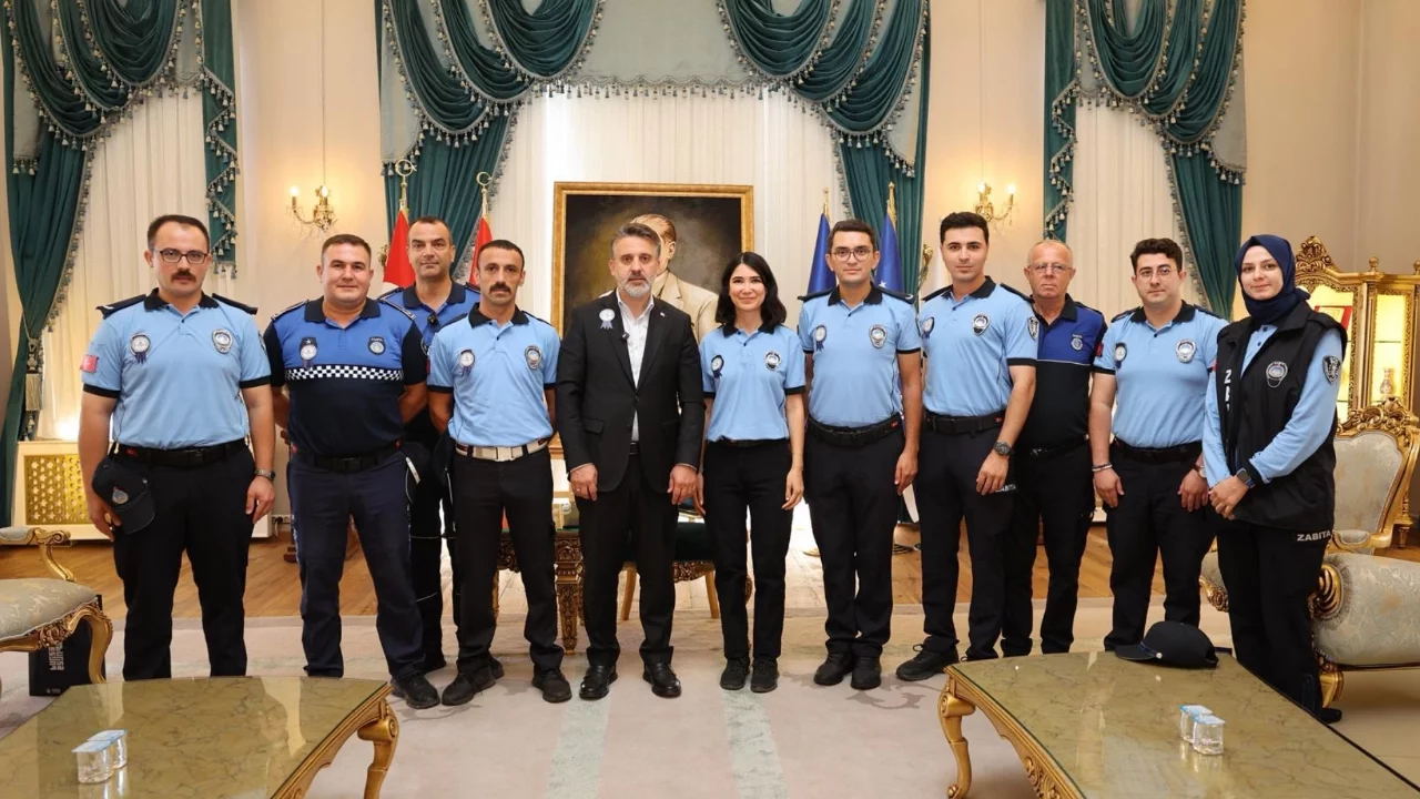 Bursa Büyükşehir Başkan Vekili Biba'dan zabıtaya hakkaniyet talimatı
