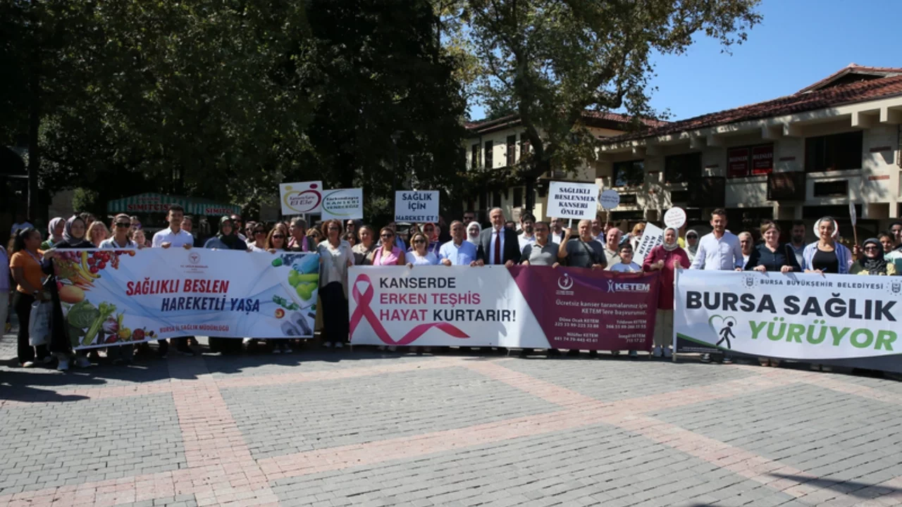 Bursa'da "Sağlıklı Yaşam Yürüyüşü" gerçekleştirildi