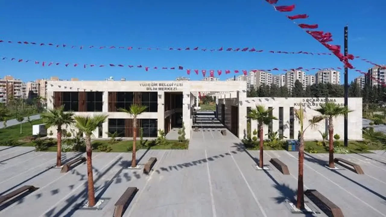 Yüreğir'de başkanvekili seçimi... İki kez CHP'nin adayı kazandı: Belediye 'yargı yoluyla' AK Parti'ye geçti