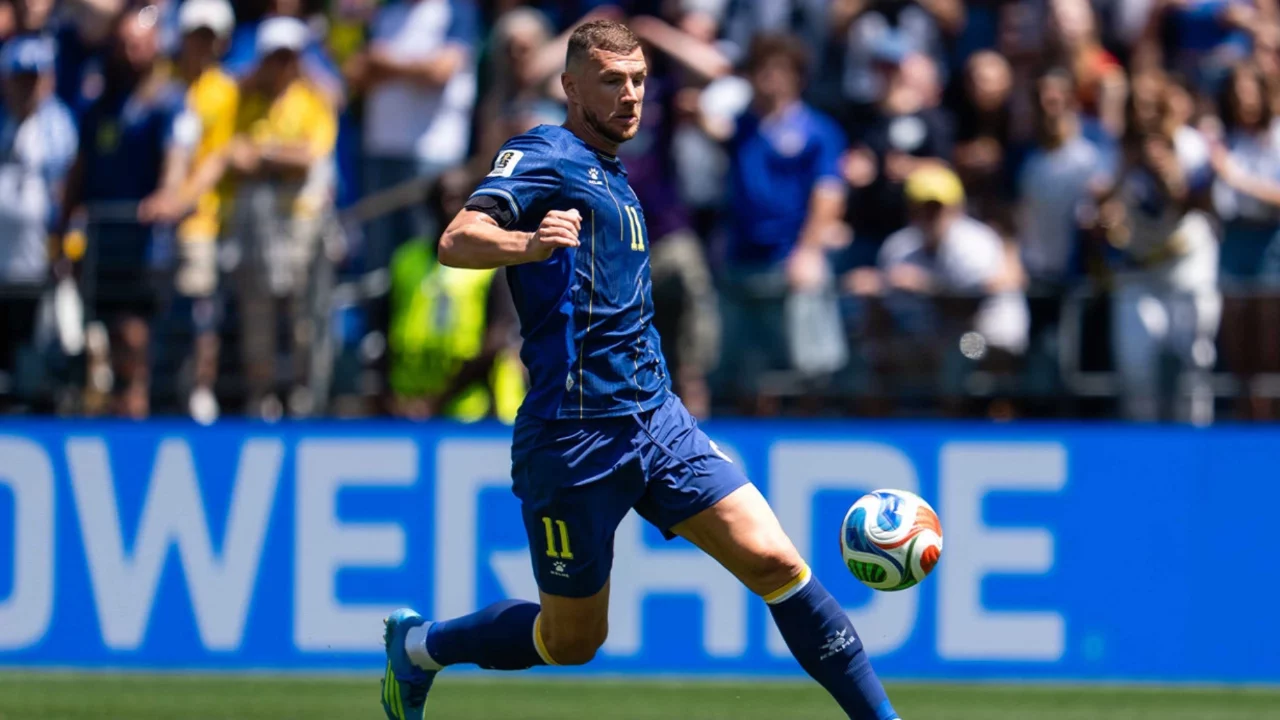Edin Dzeko, milli takım kariyerini noktaladığını açıkladı