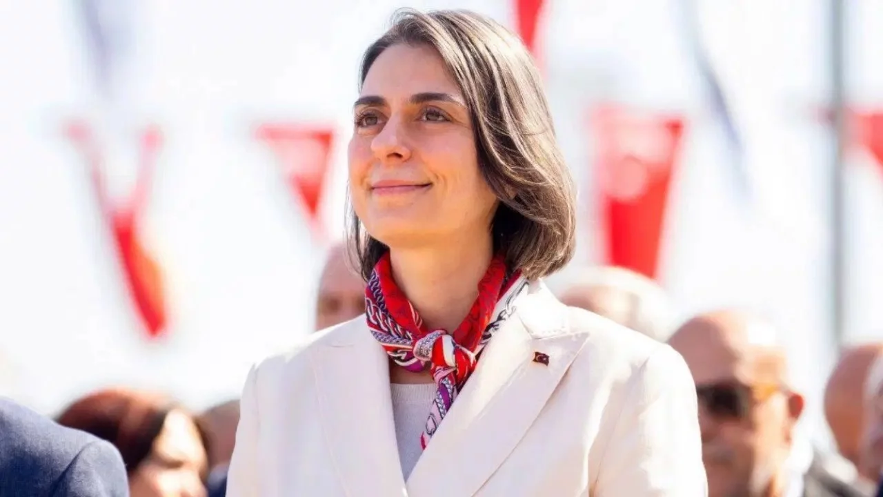 Sinem Dedetaş'tan Üsküdarlılara çağrı: 'Apaçık bir planın parçası'