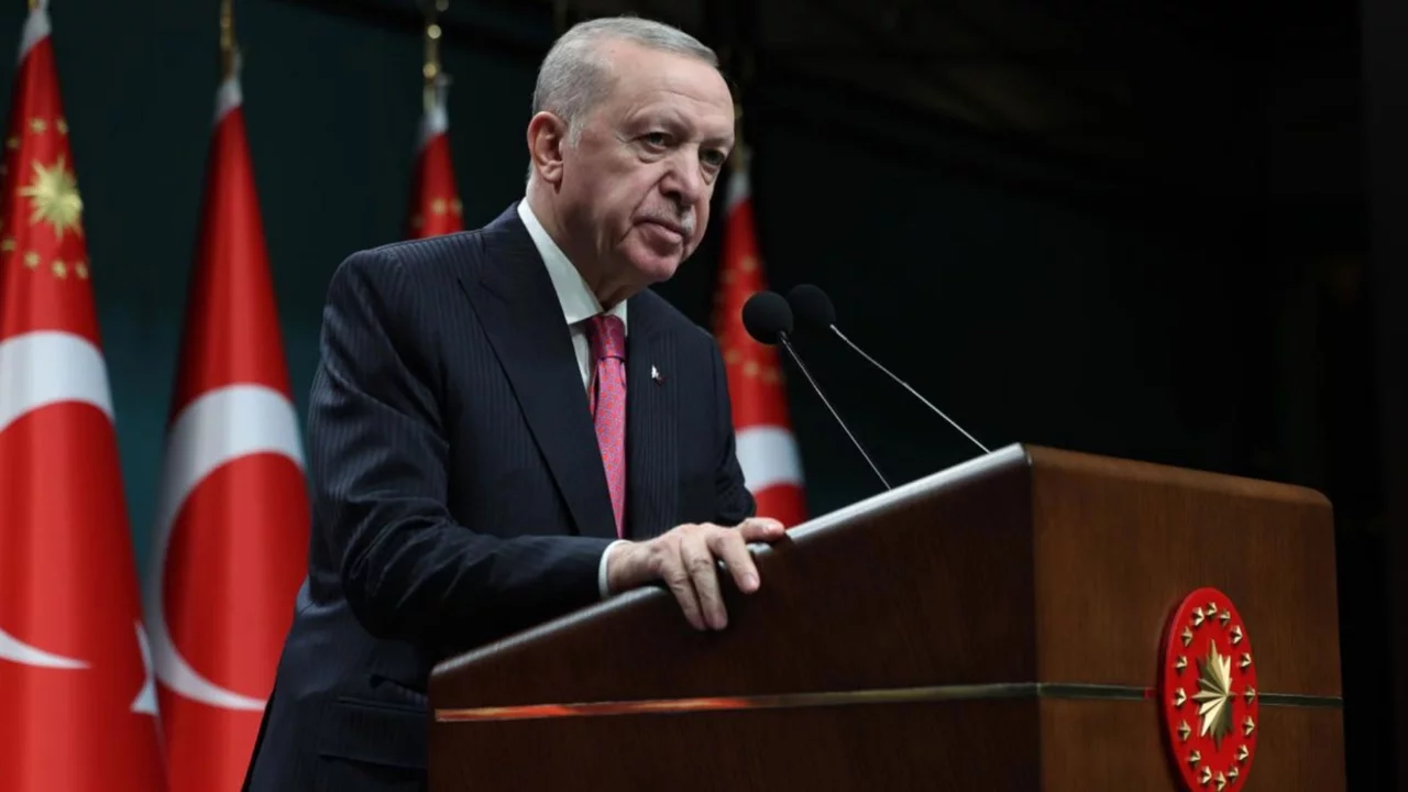Cumhurbaşkanı Erdoğan İtalya Başbakanı Meloni'yi tebrik etti