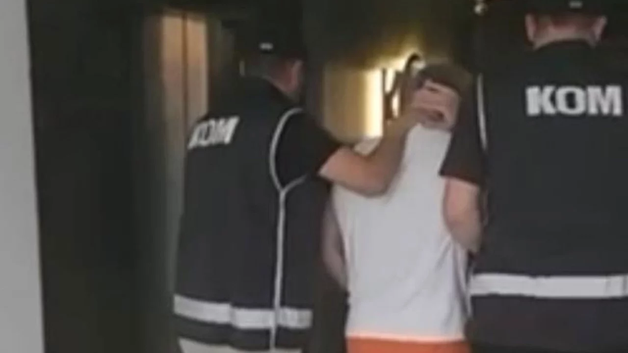 Interpol tarafından kırmızı bültenle aranıyordu: Antalya'da yakalandı