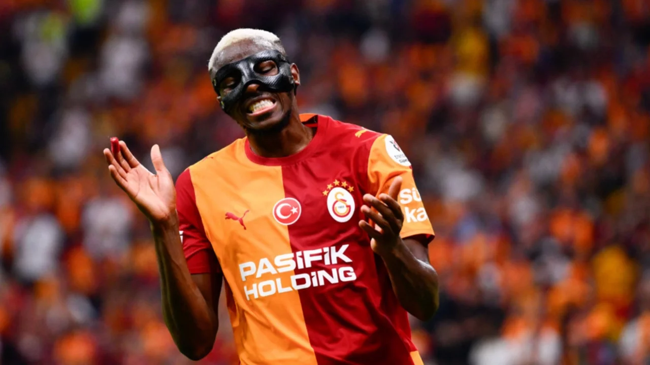 Galatasaray'da Victor Osimhen sakatlandı