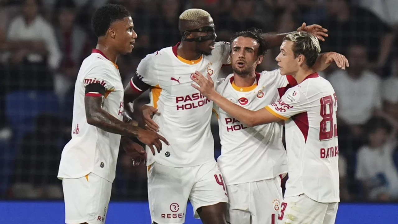 Galatasaray, Başakşehir'i 3 golle devirdi