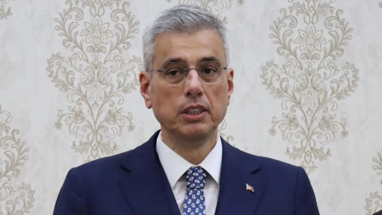 Sağlık Bakanı Memişoğlu'ndan "aşı" çağrısı