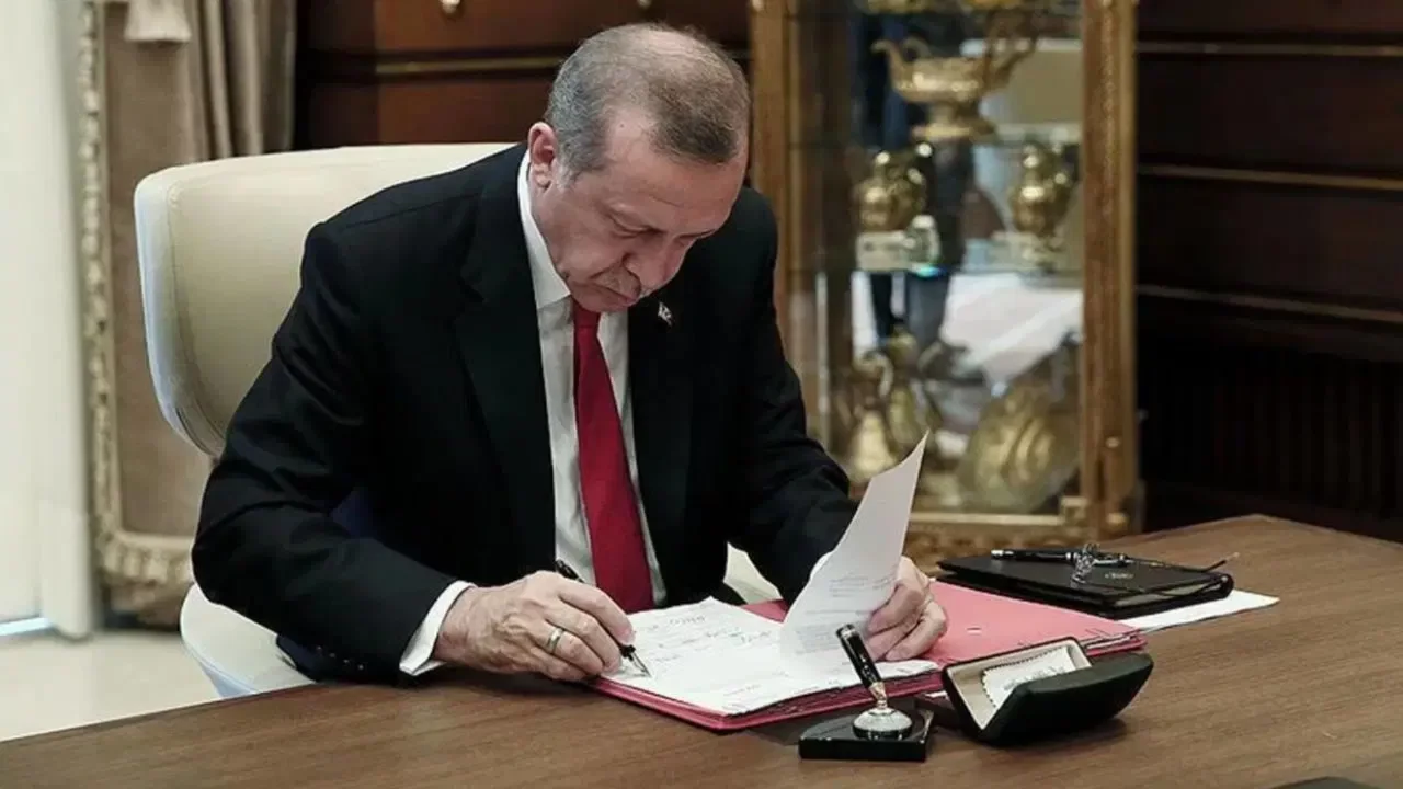 Resmi Gazete'de atama kararları: 12 ülkeye büyükelçi atandı