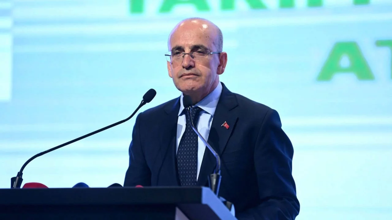 Mehmet Şimşek'ten vergi sorusuna yanıt: Yapılan düzenlemelerin detaylarını açıkladı