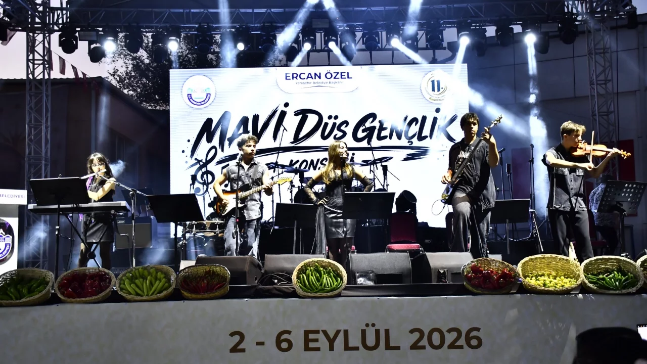 Yenişehirli gençler, festivalde yeteneklerini sergiledi