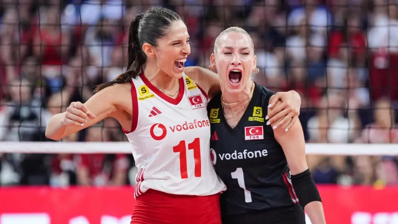 Gizem Örge: 'Evimizde İstiklal Marşı okumak hayalimdi'