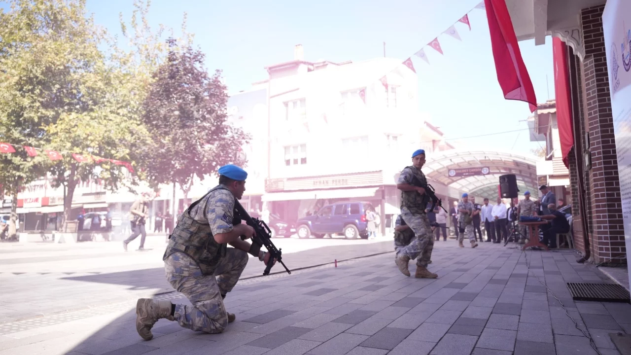 Yenişehir'in kurtuluşunun 104. yıl dönümü kutlandı
