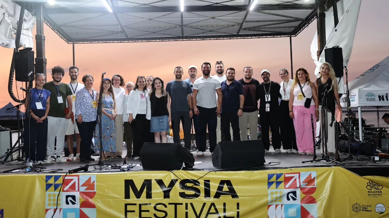 Mysia Festivali Fadıllı Mahallesi'nde muhteşem bir kapanışla sona erdi