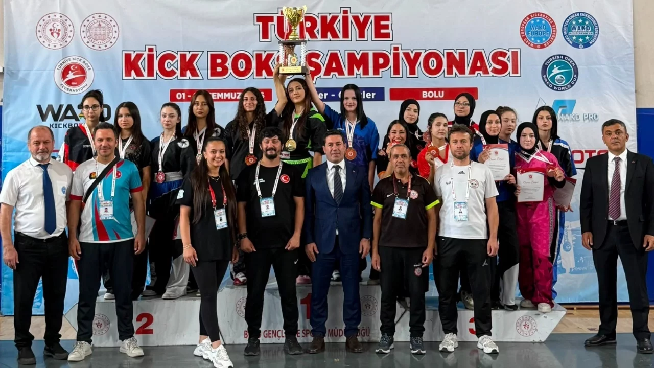 Milli sporcular Bursalı Gizem hocaya emanet