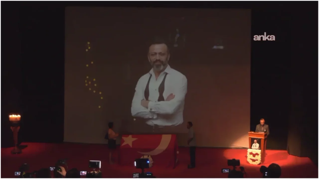 Sanatçı Serhat Kılıç son yolculuğuna uğurlanıyor
